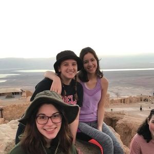 Meet your Posher, Michelle